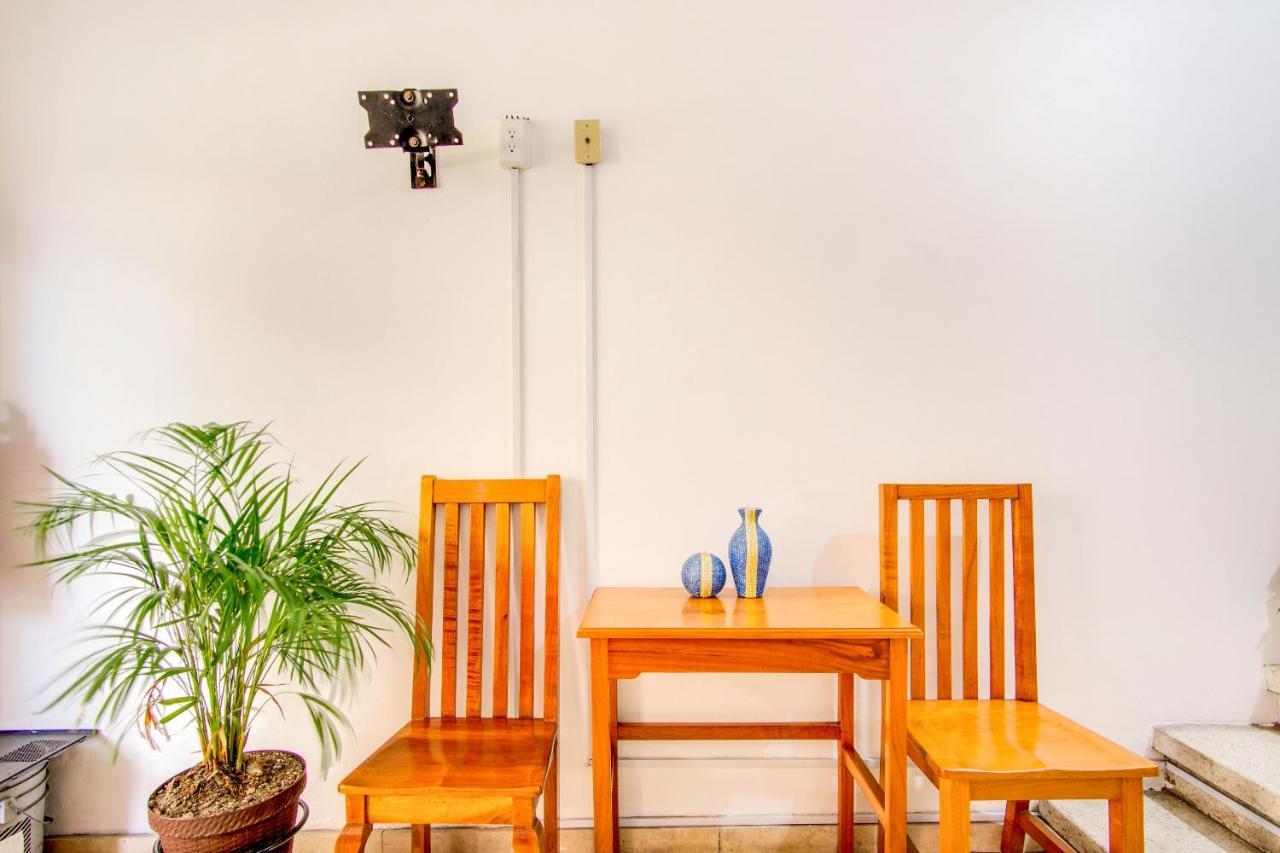 Hotel La Estancia 科利马 外观 照片